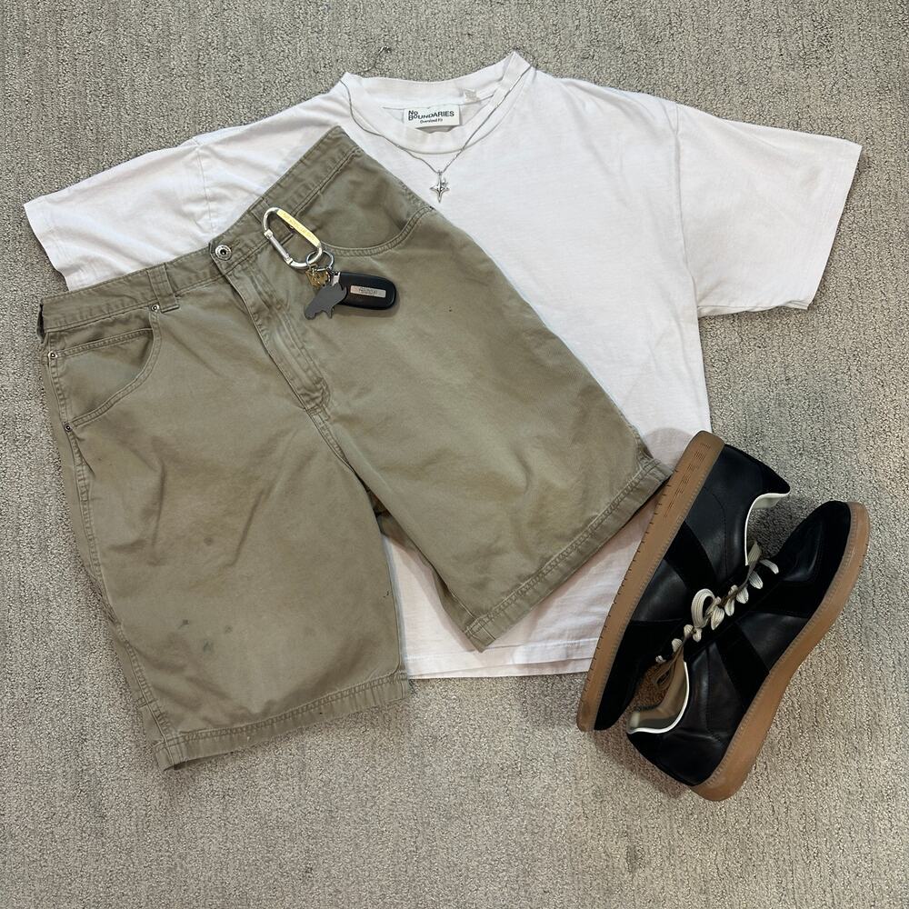 Vintage Y2K Surf Style Tan Wrangler Baggy Shorts